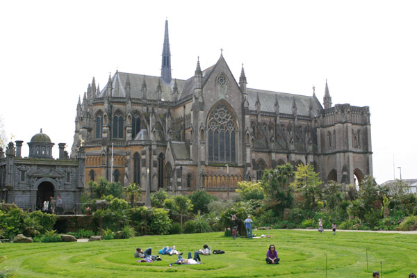 Arundel-Cathedral-2