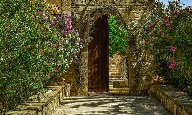 Radical Prayer #16: Lord, Open to Me the Gates of Righteousness!