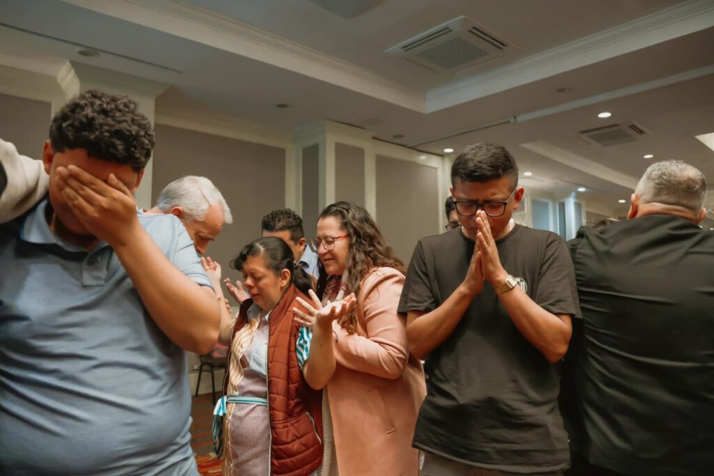 Powerful time of worship and ministry, Day 2